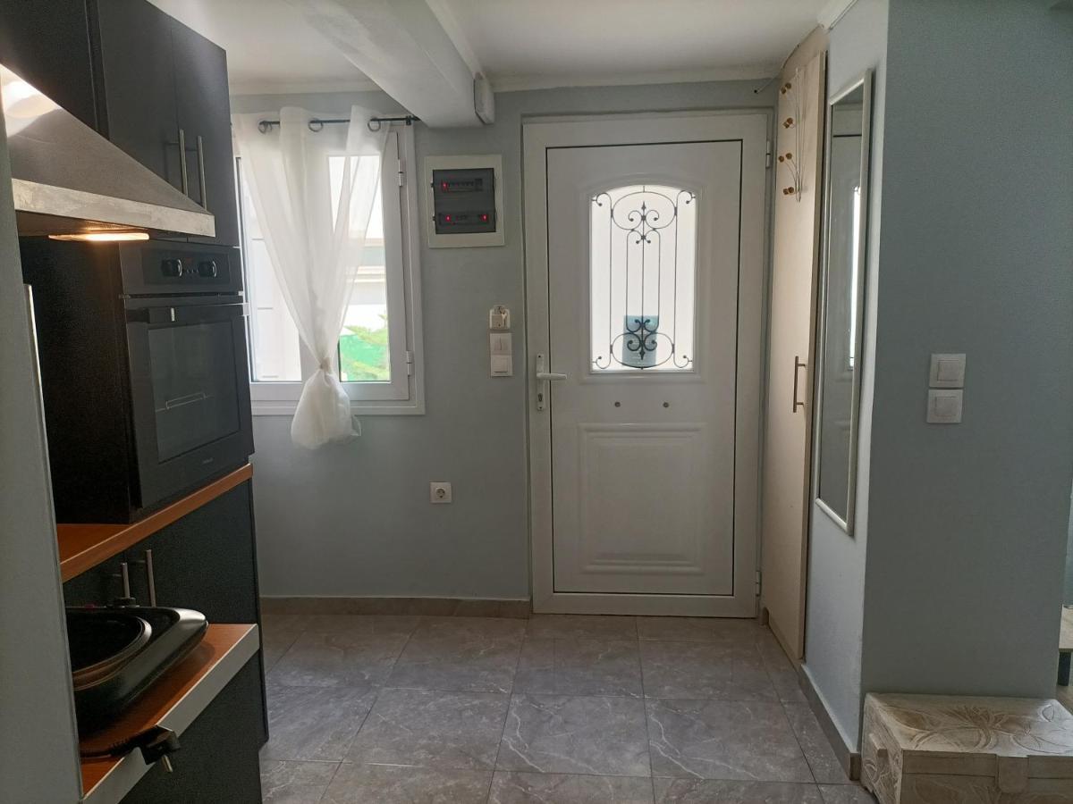 Cozy Studio Apartment Athens Exterior photo